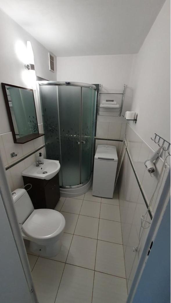 Sloneczna Kawalerka Apartment *